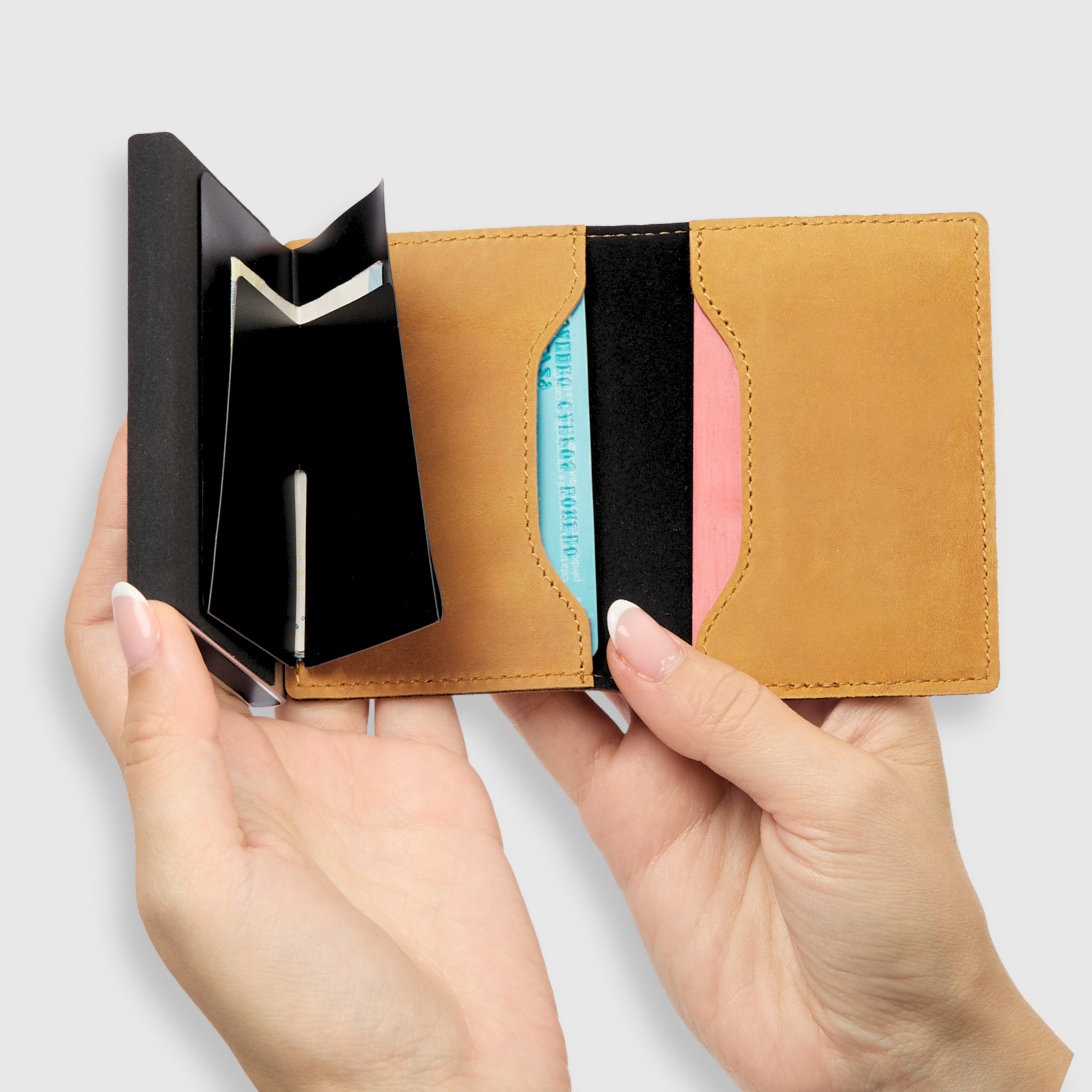 Porte-cartes escamotable minimaliste en cuir