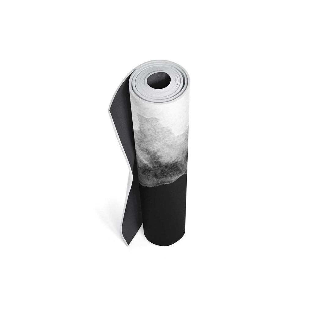 Non-Slip Cushioned Yoga Mat – Minimalist All-Black